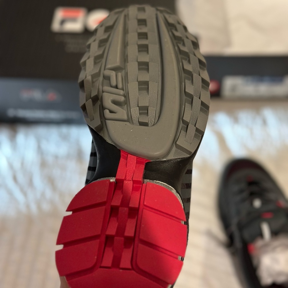 Fila Men's Disruptor II: Staple Pigeon collab limited edition - Picture 4 of 13